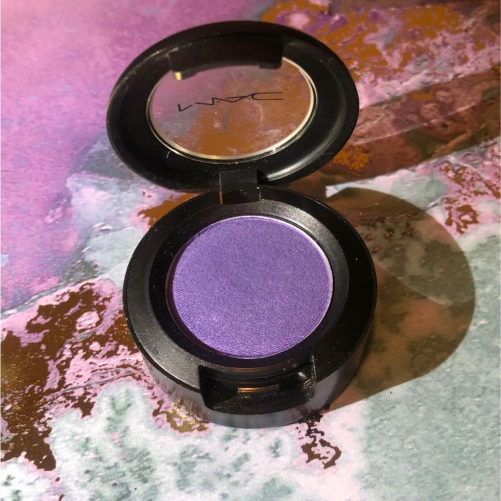 MAC Eyeshadow- Parfait Amour